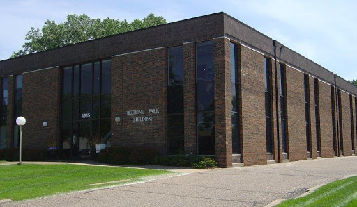 Bridgewater Bank Corporate Office - Rating 4.3 & 6 Votes - 4450
